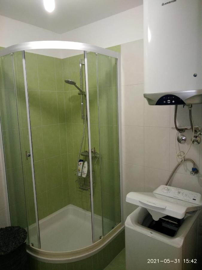 Private Pool And Sea View Apartment Omis Exterior photo